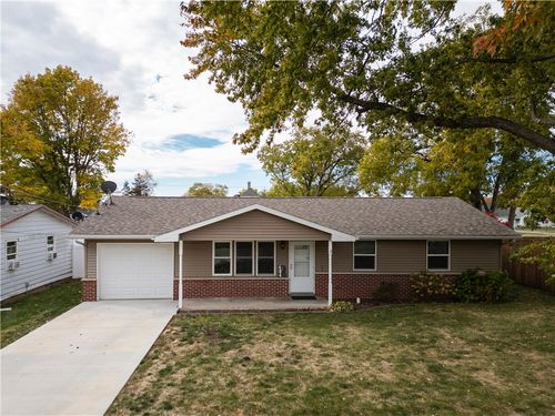 404 Merrill St, Catlin, IL, 61817-9709 | Card Image