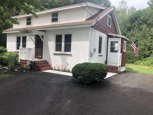 120 Old County Rd, Hampden, ME, 04444-1718 | Card Image