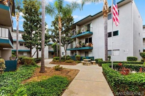 36-4885 Cole St, San Diego, CA, 92117-1821 | Card Image