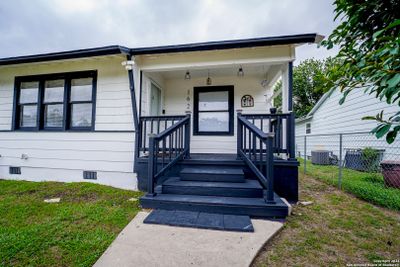 1620 Kampmann, House other with 3 bedrooms, 1 bathrooms and null parking in San Antonio TX | Image 3