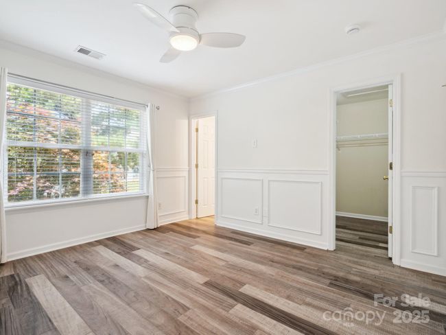 Primary Bedroom | Image 17