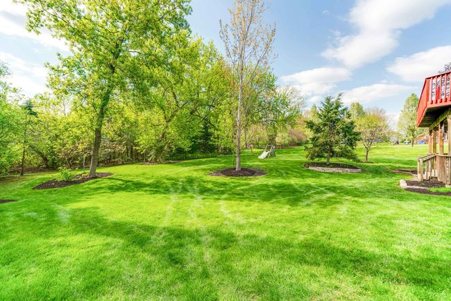 17 Arrowwood Dr, House other with 5 bedrooms, 5 bathrooms and 3 parking in Hawthorn Woods IL | Image 39