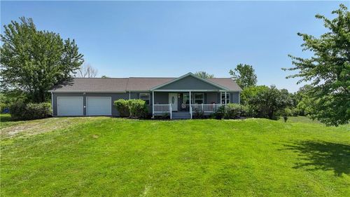 5775 Se W Hwy, Lathrop, MO, 64465-9358 | Card Image