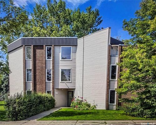 201-302 Tait Cres, Saskatoon, SK, S7H5L2 | Card Image
