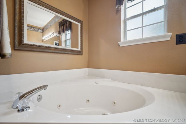 2708 W Oakland St, House other with 3 bedrooms, 2 bathrooms and null parking in Broken Arrow OK | Image 16