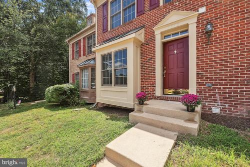 8840 Eagle Rock Ln, SPRINGFIELD, VA, 22153-1722 | Card Image