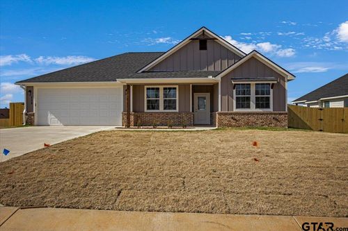 222 Nolan Farms Dr, Winona, TX, 75792-4901 | Card Image