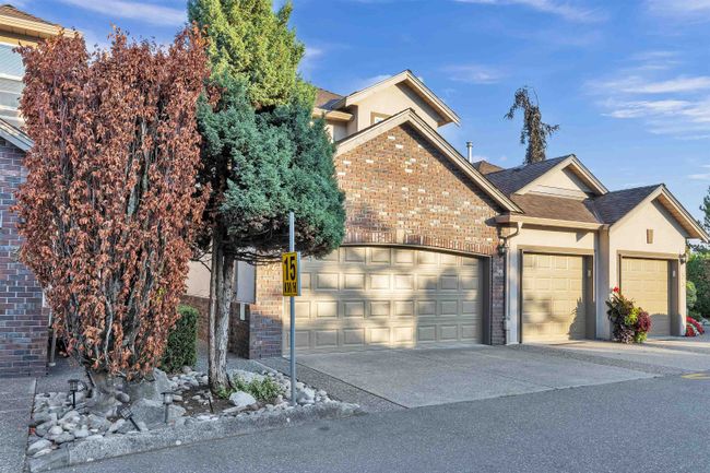 32 - 2525 Yale Court, Townhouse with 4 bedrooms, 3 bathrooms and 4 parking in Abbotsford BC | Image 4