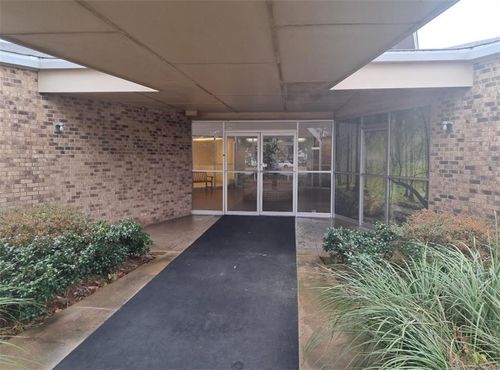 415 Bienville St, Natchitoches, LA, 71457-5737 | Card Image