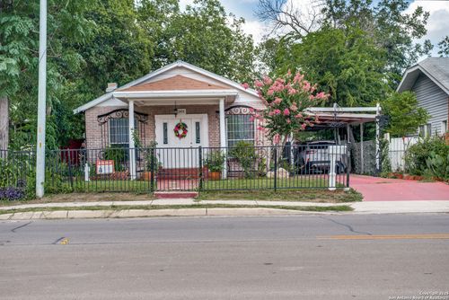 2431 E Houston St, San Antonio, TX, 78202-3125 | Card Image