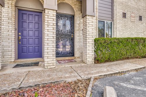 apt-4-102 Vassar Ln, San Antonio, TX, 78212-1907 | Card Image