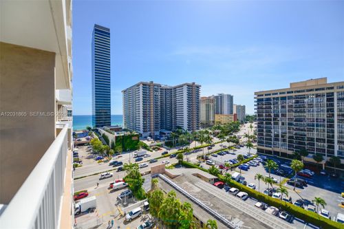 4g-1985 S Ocean Dr, Hallandale Beach, FL, 33009-5928 | Card Image