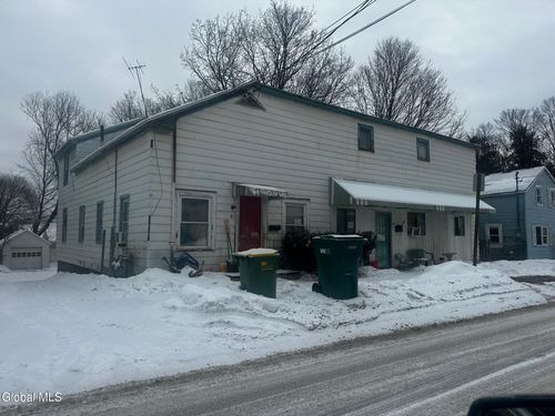 52 Oak St, Hudson Falls, NY, 12839-2318 | Card Image