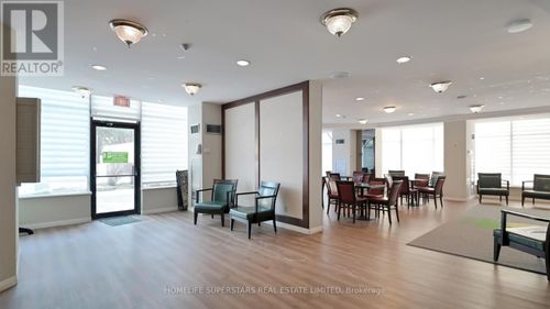 301-26 Hanover Rd, Brampton, ON, L6S4T2 | Card Image