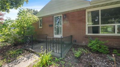 711 Victoria St, House other with 6 bedrooms, 2 bathrooms and 3 parking in London ON | Image 3