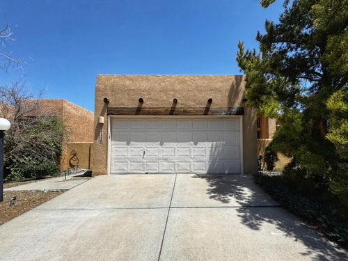 2135 Coyote Willow Ave Ne, Albuquerque, NM, 87122-1079 | Card Image
