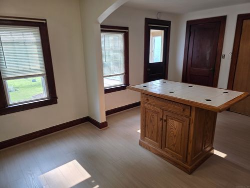 fl-3rd-105 1/2 Windsor St, Enfield, CT, 06082-2840 | Card Image