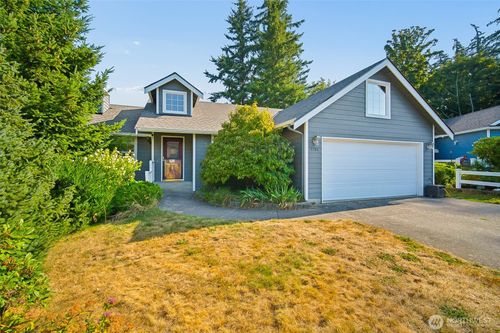 3780 N Heather Pl, Bellingham, WA, 98226-4173 | Card Image