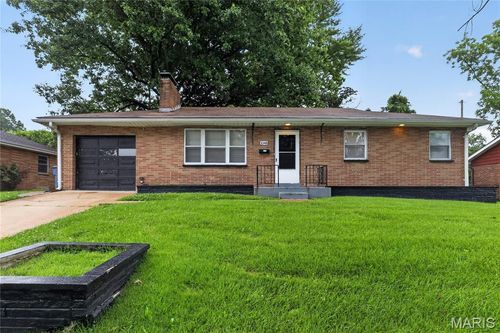 1048 Wylin Ct, Saint Louis, MO, 63135-3270 | Card Image