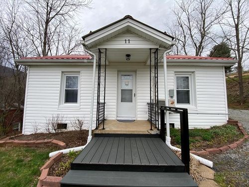 11 E 5th Street, West Jefferson, NC, 28694 | Card Image