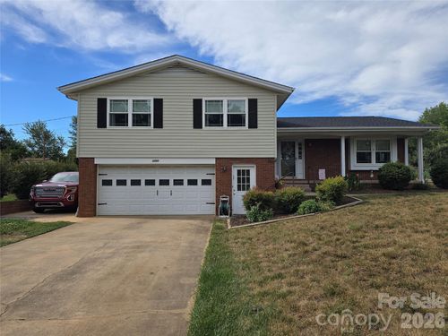 5760 Valley Field Rd, Hickory, NC, 28602-5586 | Card Image