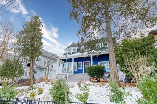 226 Castleton Ave, Staten Island, NY, 10301-2710 | Card Image