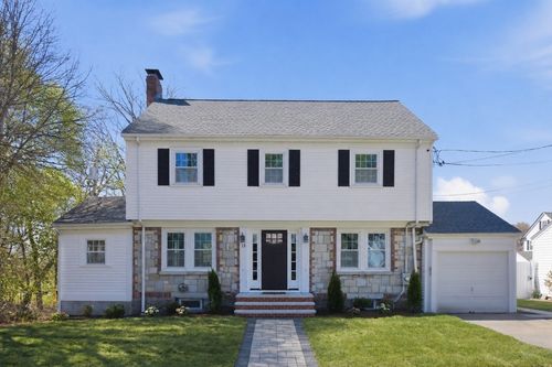 19 Myles Standish Rd, Boston, MA, 02132-3521 | Card Image