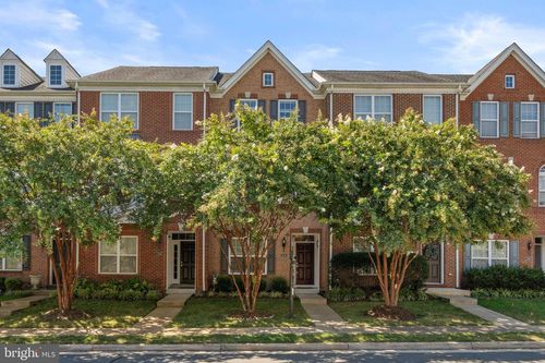 23058 Weybridge Sq, BROADLANDS, VA, 20148-7028 | Card Image