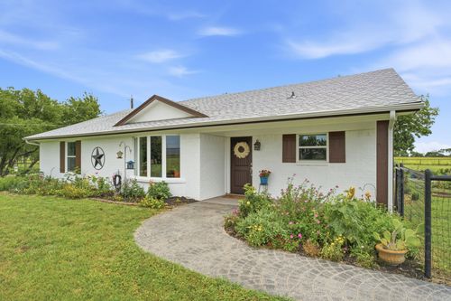 698 Hackberry Rd, Van Alstyne, TX, 75495-2371 | Card Image