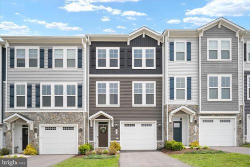 107 Wake Robin Ct, LAKE FREDERICK, VA, 22630-2373 | Card Image