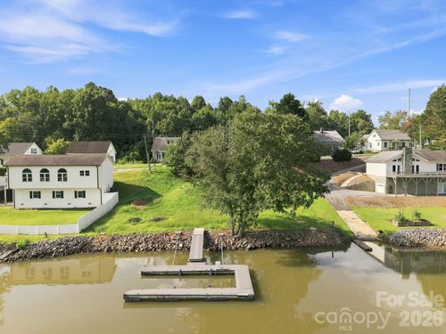 207 Catawba Ave, Hickory, NC, 28601-9514 | Card Image