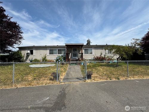 spc-100-31600 126th Ave Se, Auburn, WA, 98092-3686 | Card Image