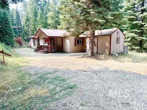 2 Snowbird Ln, Garden Valley, ID, 83622 | Card Image