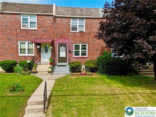 810 S 10th St, Allentown, PA, 18103-3104 | Card Image