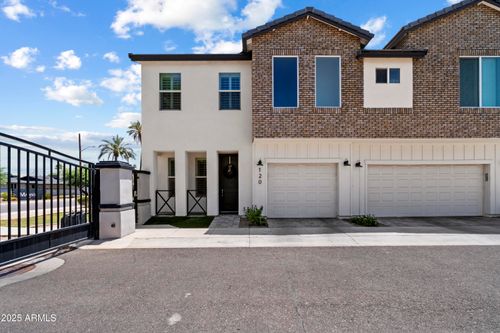 120-3030 N 38th St, Phoenix, AZ, 85018-7075 | Card Image