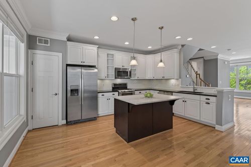 1725 Belvedere Pl, CHARLOTTESVILLE, VA, 22901-3243 | Card Image