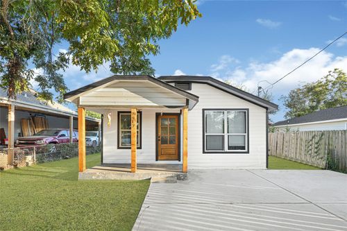 7917 Nashville St, Houston, TX, 77028-3441 | Card Image