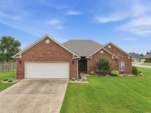 2 Abbie Dr, Vilonia, AR, 72173-8048 | Card Image
