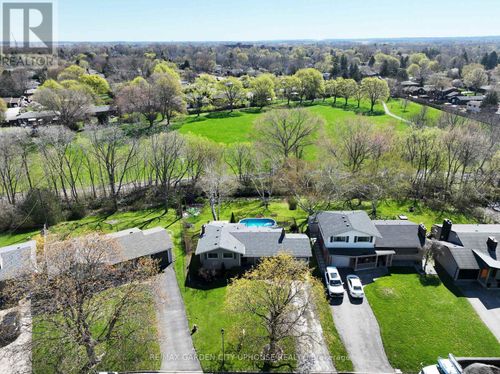 46 Strathcona Dr, St Catharines, ON, L2M2B1 | Card Image