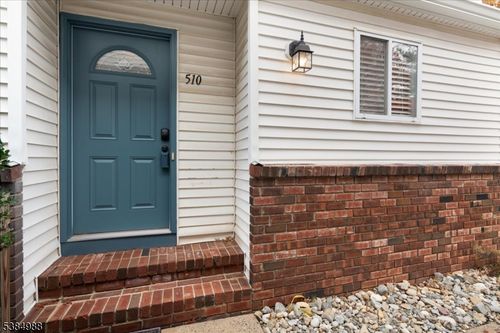 510 Reed Ct, Flemington, NJ, 08822-1876 | Card Image