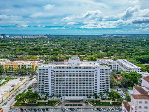 504-700 Biltmore Way, Coral Gables, FL, 33134-7560 | Card Image