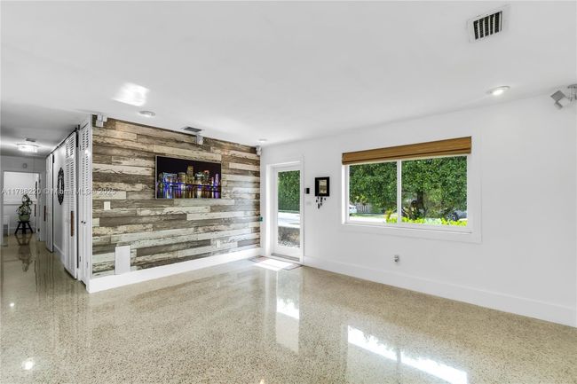 6931 Sw 108 Th Ave, House other with 3 bedrooms, 2 bathrooms and null parking in Miami FL | Image 7
