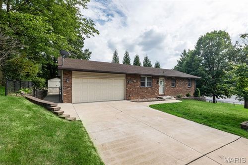 3624 Bloomer Dr, Alton, IL, 62002-5029 | Card Image