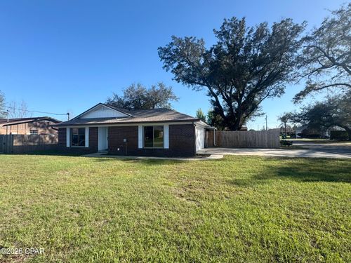 5204 Park St, Panama City, FL, 32404-6718 | Card Image