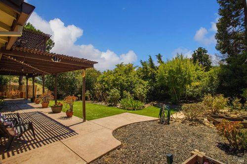 413 Rinconada Ct, Benicia, CA, 94510-2332 | Card Image
