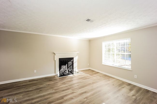 315 Wolf Downs Way, House other with 3 bedrooms, 2 bathrooms and null parking in South Fulton GA | Image 4