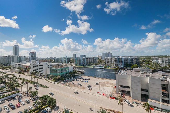 APT-1202 - 3101 S Ocean Dr, Condo with 3 bedrooms, 3 bathrooms and null parking in Hollywood FL | Image 47
