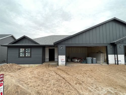 2813 Patrick John Dr, Eau Claire, WI, 54703-4638 | Card Image