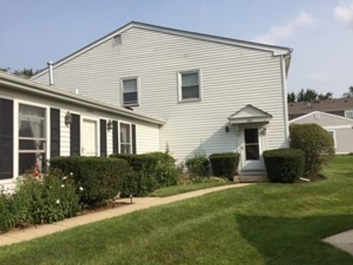 304-304 Creekside Dr, Vernon Hills, IL, 60061-1908 | Card Image