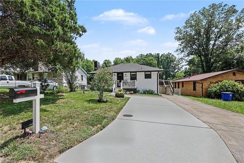 2345 Redbud Ln, Winston-Salem, NC, 27106-4550 | Card Image